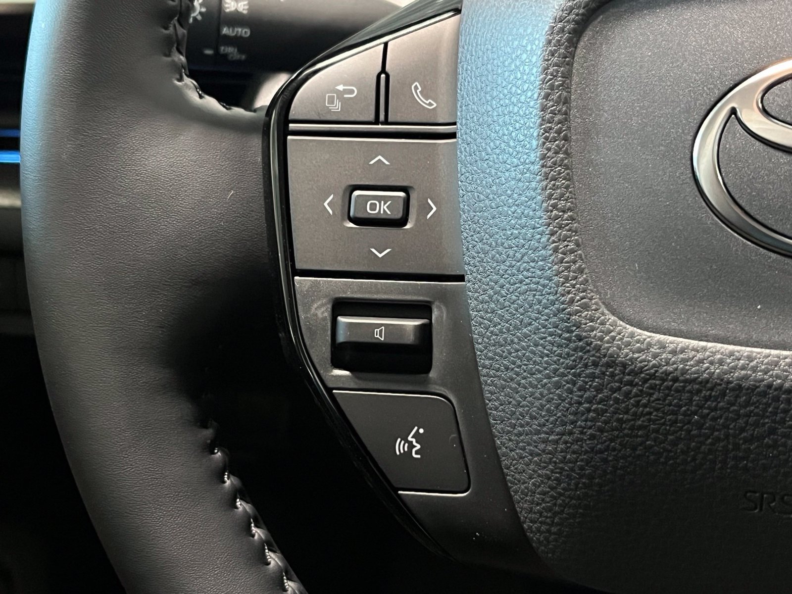 New 2027 Toyota Prius XLE AWD/4WD image 30
