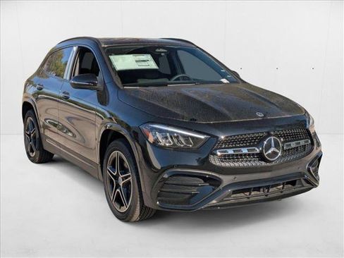 New 2025 Mercedes-Benz GLA 250 image 8