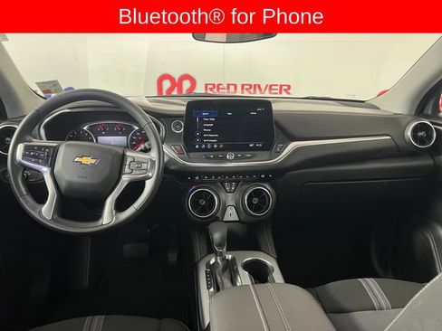 Used 2025 Chevrolet Blazer LT AWD/4WD image 13