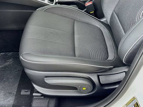 New 2026 Hyundai Venue SEL FWD image 30