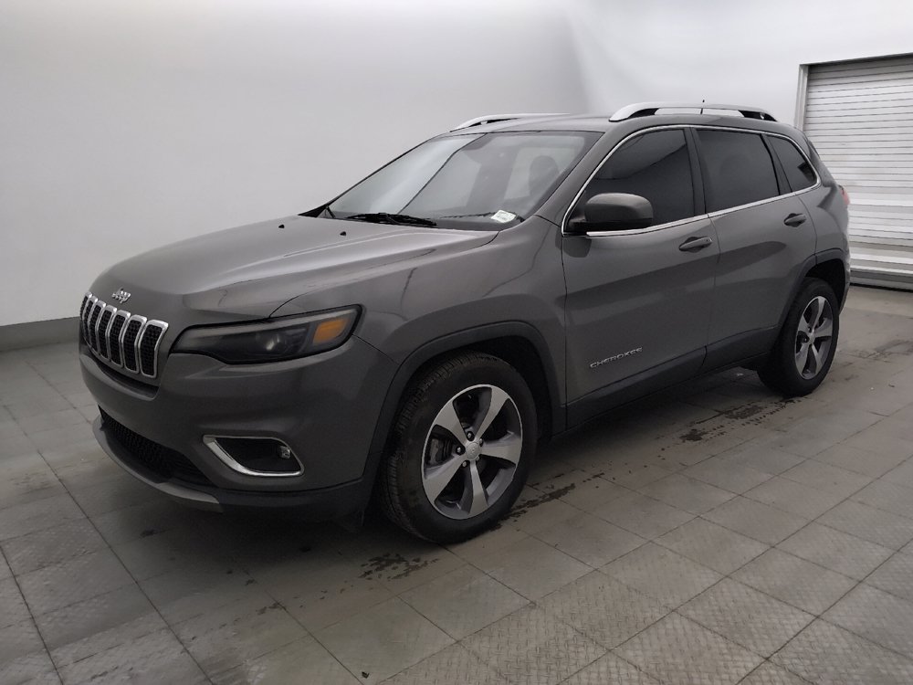 Used 2019 Jeep Cherokee Limited FWD image 2
