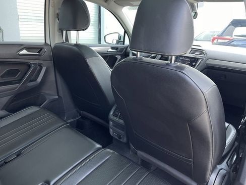 Used 2023 Volkswagen Tiguan SE FWD image 27