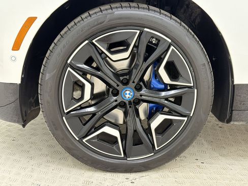 Certified 2024 BMW iX xDrive50 w/ Sport Package AWD/4WD image 12