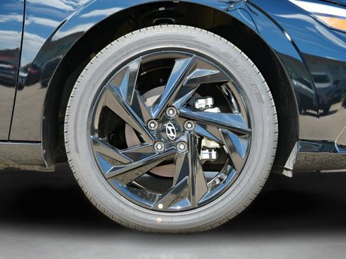 New 2026 Hyundai Elantra SEL Sport Premium FWD image 9