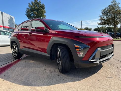 Used 2025 Hyundai Kona SEL image 5