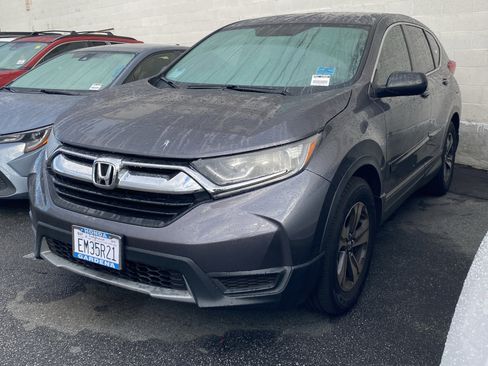 Used 2018 Honda CR-V LX image 2