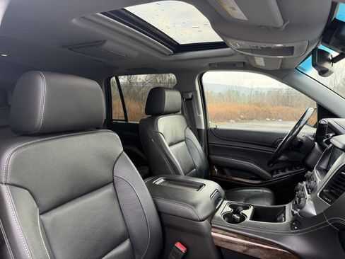 Used 2018 Chevrolet Tahoe LT w/ LT Signature Package image 29
