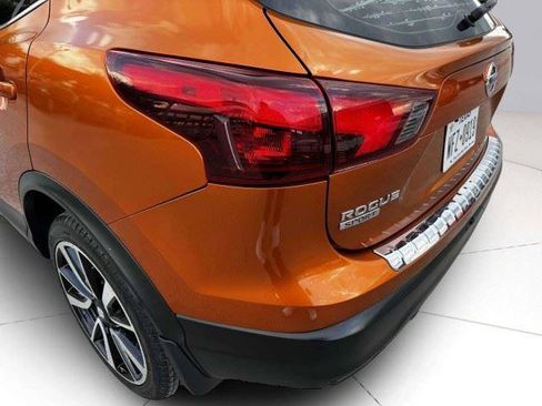 Used 2017 Nissan Rogue Sport SL w/ SL Premium Package AWD/4WD image 15
