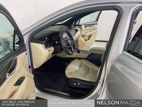 Used 2017 Cadillac XT5 FWD image 12