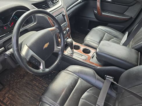 Used 2013 Chevrolet Traverse LTZ AWD/4WD image 7