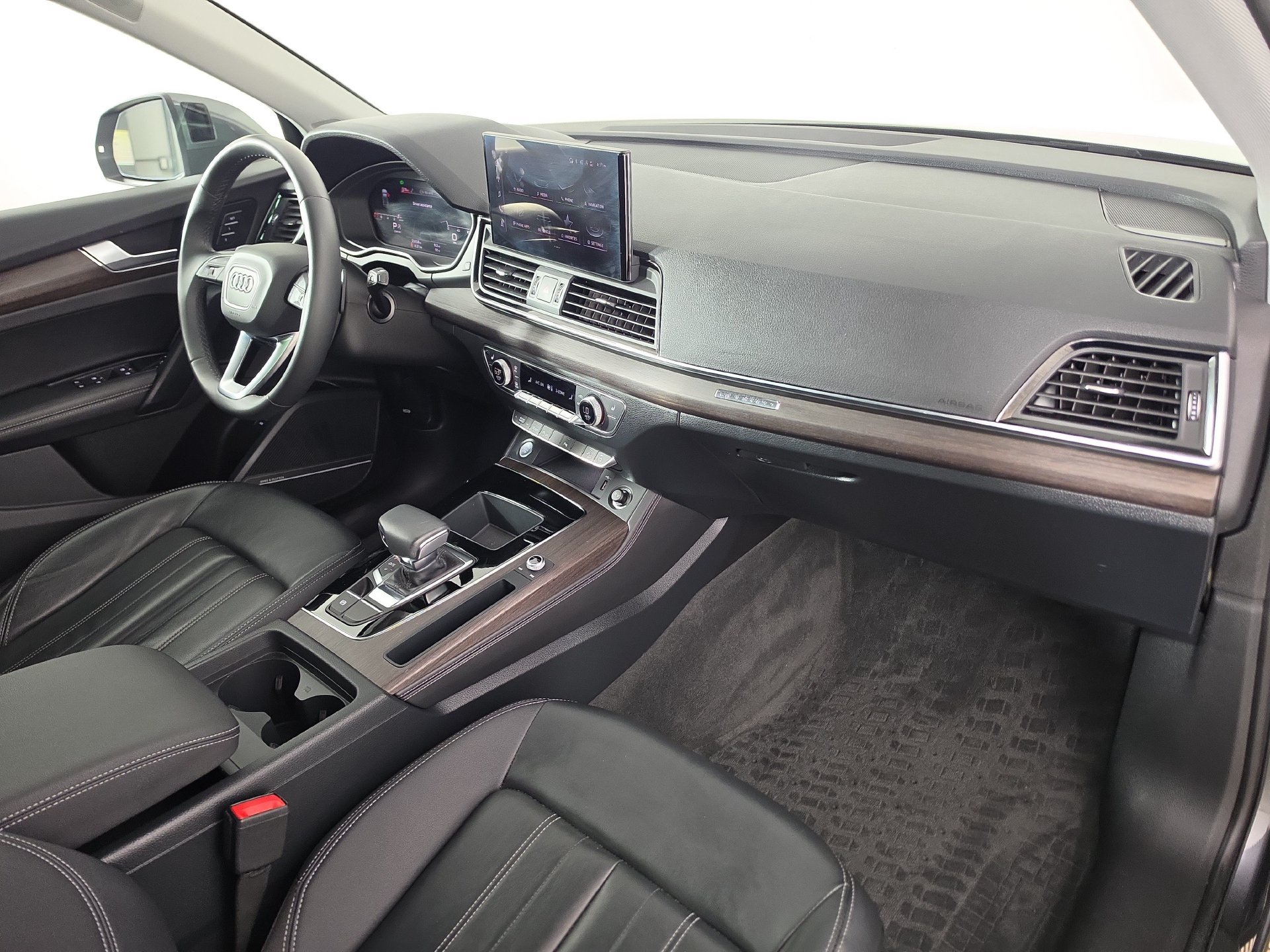 Used 2023 Audi Q5 2.0T Premium Plus AWD/4WD image 34