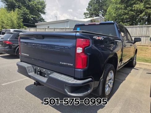 Used 2020 Chevrolet Silverado 1500 Custom w/ Custom Convenience Package AWD/4WD image 6