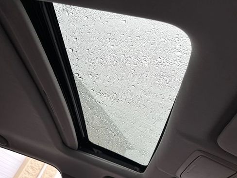 Used 2022 Honda CR-V EX-L image 20