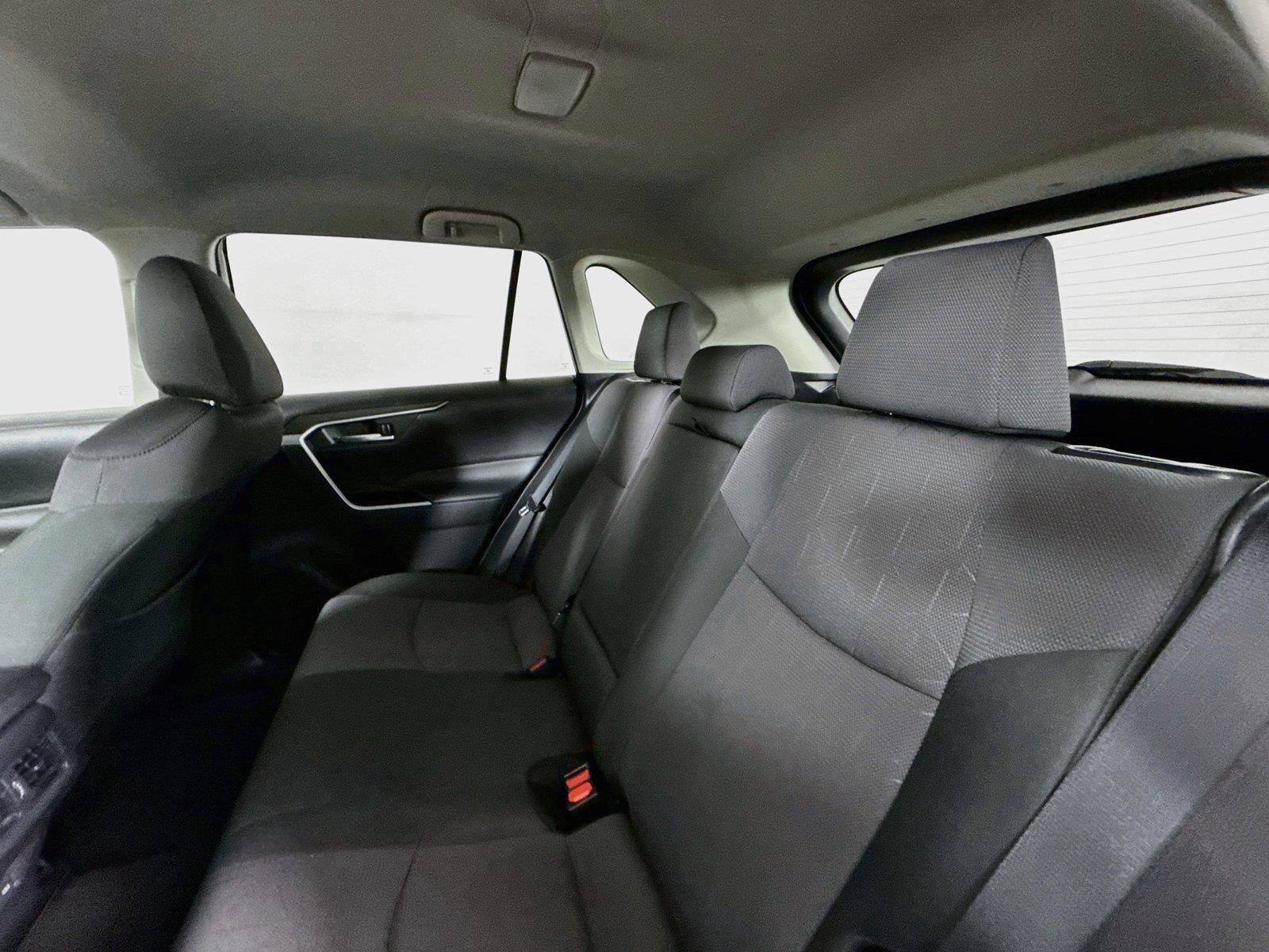 Certified 2025 Toyota RAV4 XLE AWD/4WD image 28