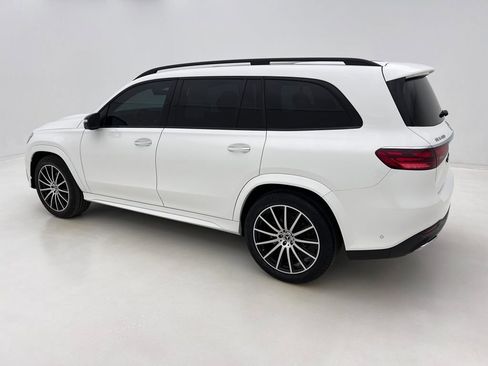 Used 2025 Mercedes-Benz GLS 450 4MATIC image 14