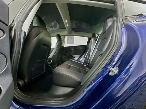 Used 2022 Tesla Model 3 Long Range image 27