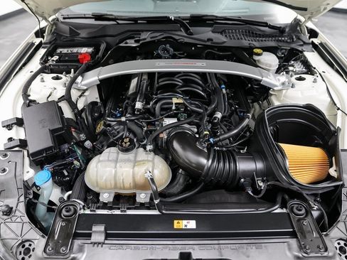 Used 2020 Ford Mustang Shelby GT350 w/ Technology Package image 39