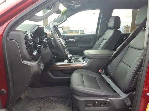 Used 2023 Chevrolet Silverado 1500 LT Trail Boss w/ LT Trail Boss Premium Package image 26