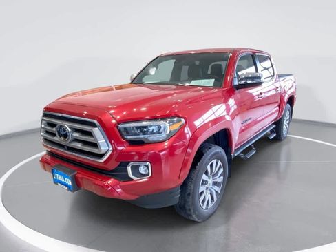 Used 2022 Toyota Tacoma Limited image 1