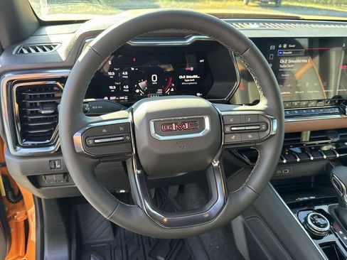 New 2026 GMC Canyon AT4 w/ AT4 Premium Package image 11