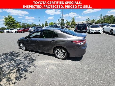 Certified 2018 Toyota Camry XLE w/ Driver Assist Package FWD image 11