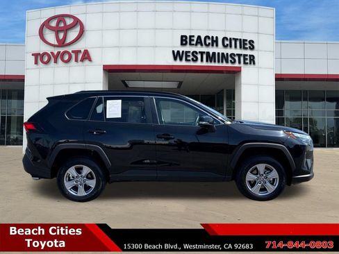 Certified 2025 Toyota RAV4 XLE FWD image 13