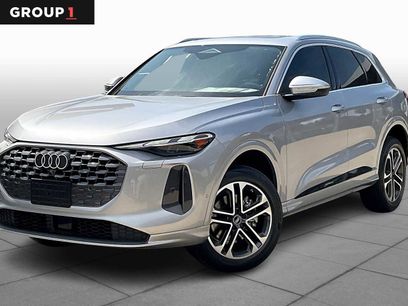 New 2025 Audi Q5 Premium w/ Convenience Package