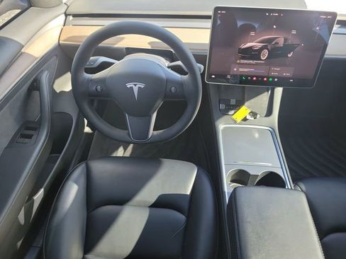 Used 2022 Tesla Model 3 Long Range image 13