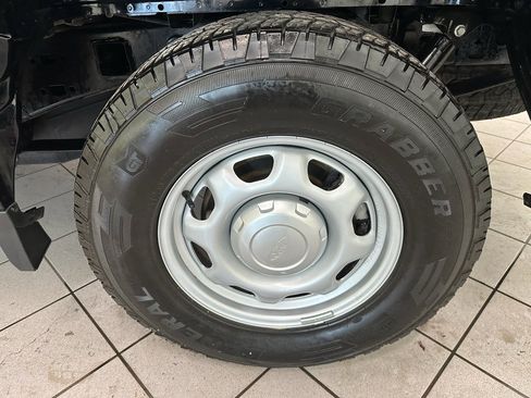 Used 2024 Ford F150 XL image 20