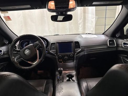 Used 2018 Jeep Grand Cherokee Limited w/ Luxury Group II AWD/4WD image 14