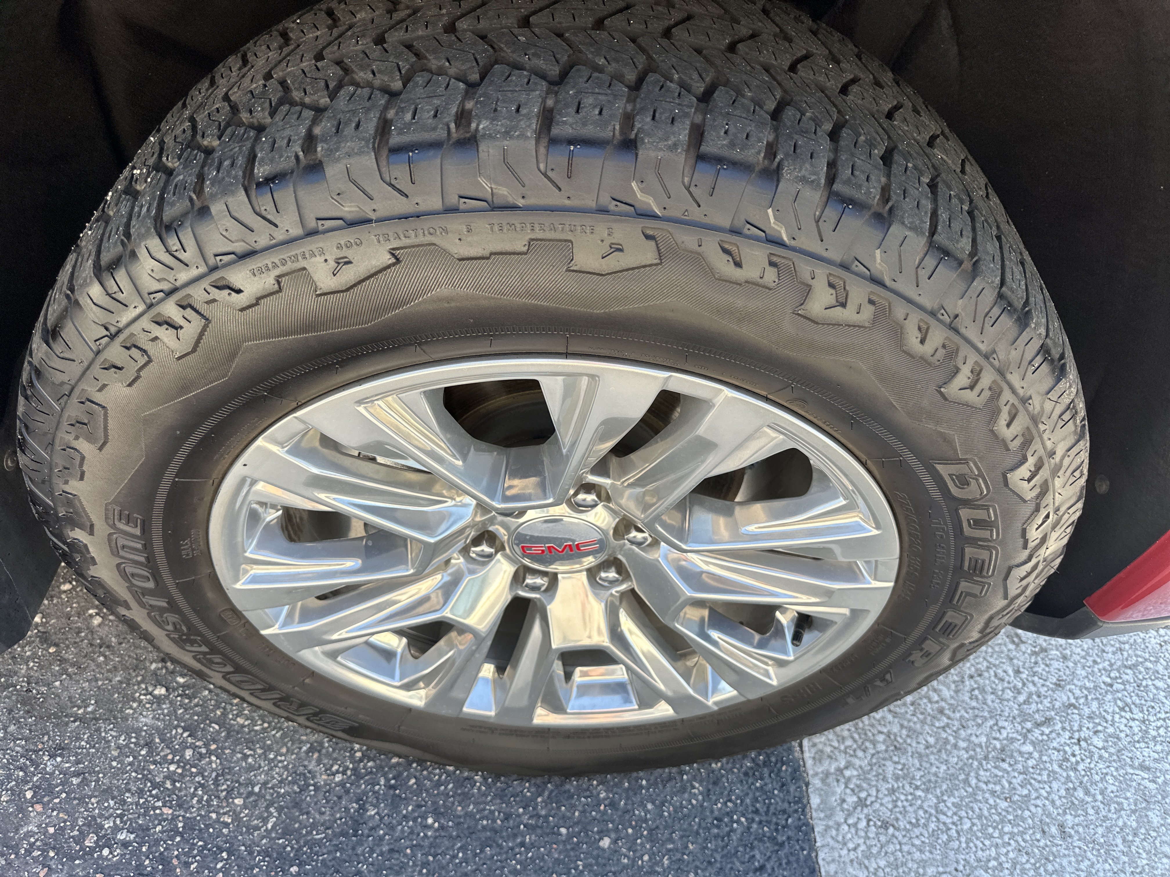 Used 2024 GMC Sierra 1500 Denali w/ Technology Package AWD/4WD image 6