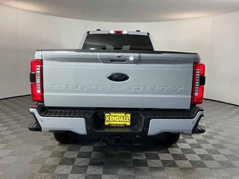 Used 2025 Ford F350 Lariat w/ Black Appearance Package image 5