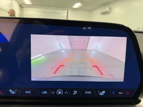 New 2026 Chevrolet Traverse LT image 21