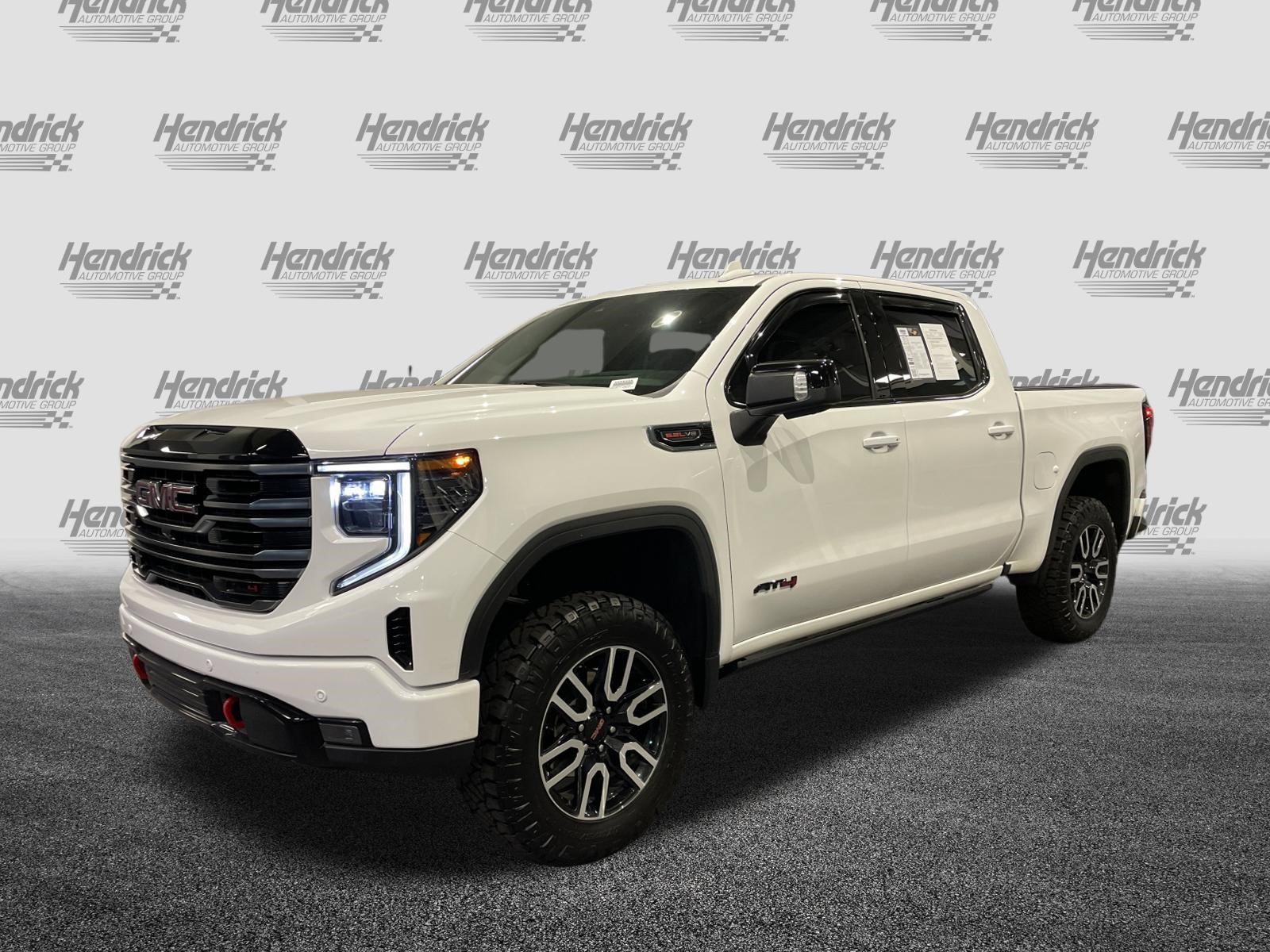 Used 2025 GMC Sierra 1500 AT4 w/ AT4 Premium Package AWD/4WD image 6