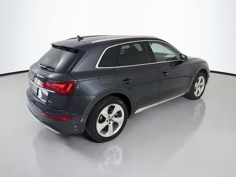 Used 2021 Audi Q5 2.0T Premium Plus w/ Premium Plus Package AWD/4WD image 7