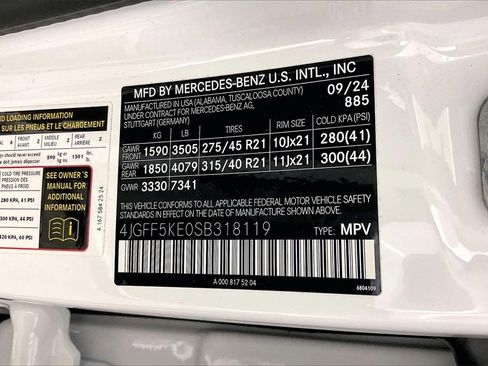 Certified 2025 Mercedes-Benz GLS 450 GLS 450 image 26