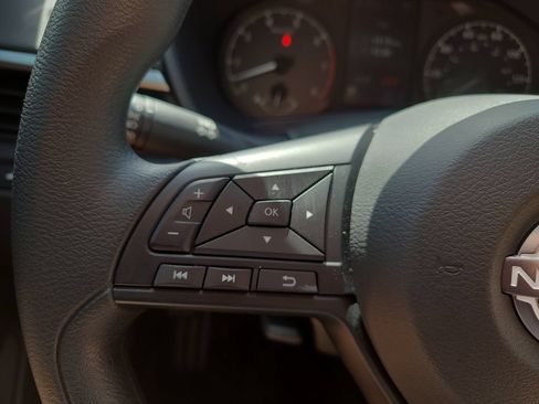 Certified 2025 Nissan Altima 2.5 S FWD image 24