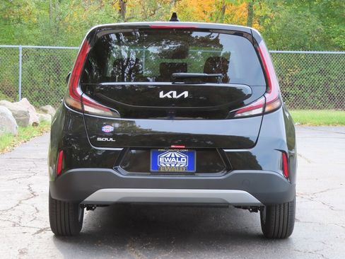 New 2025 Kia Soul LX image 13