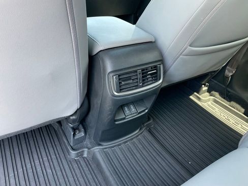 Used 2020 Honda CR-V Touring image 8
