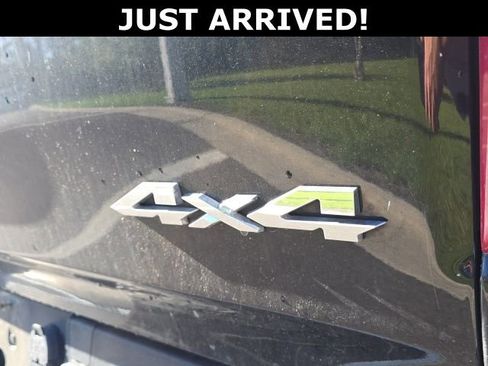Used 2020 RAM 1500 Laramie AWD/4WD image 6