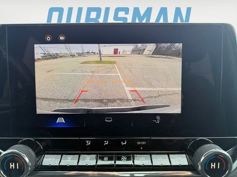 Certified 2024 Chevrolet Colorado LT w/ LT Convenience Package RWD image 18