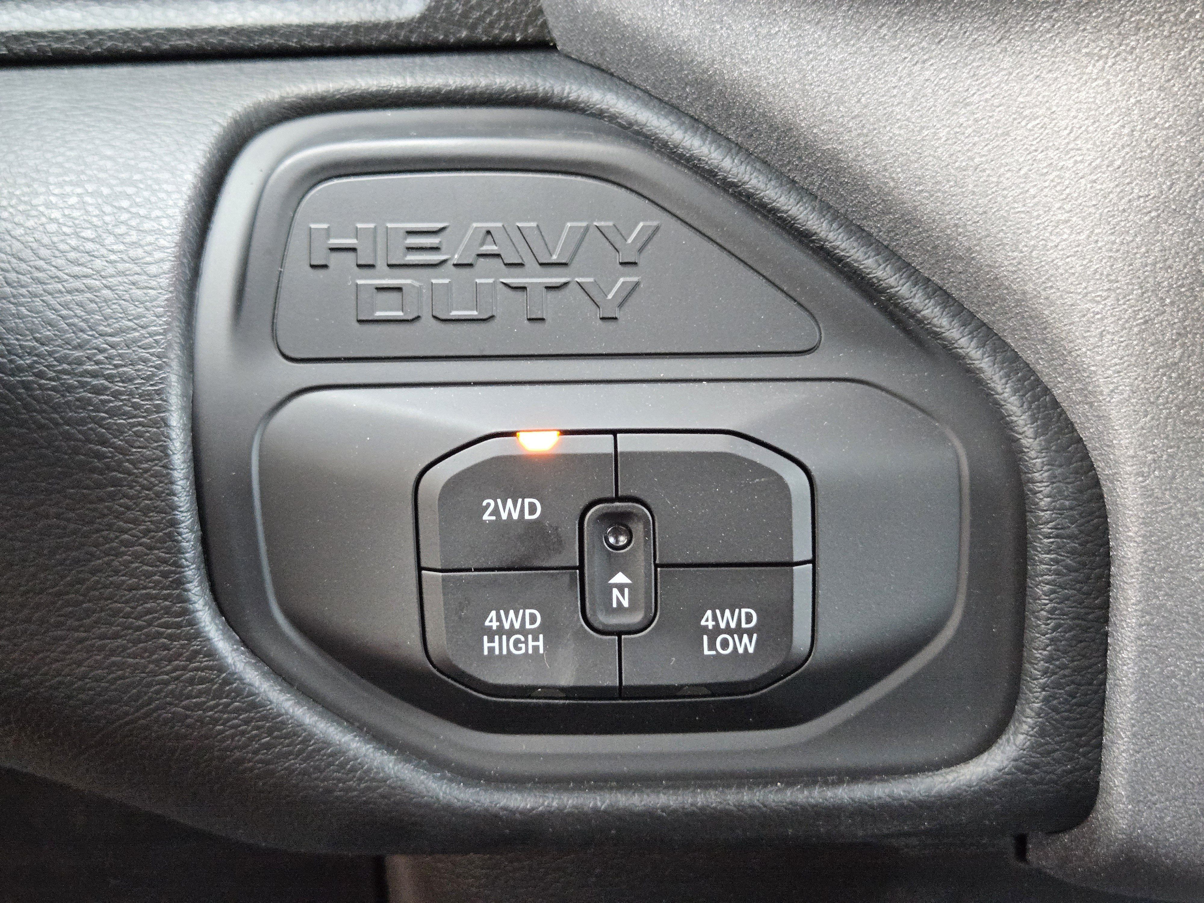 New 2026 RAM 2500 Tradesman w/ Chrome Appearance Group AWD/4WD image 17