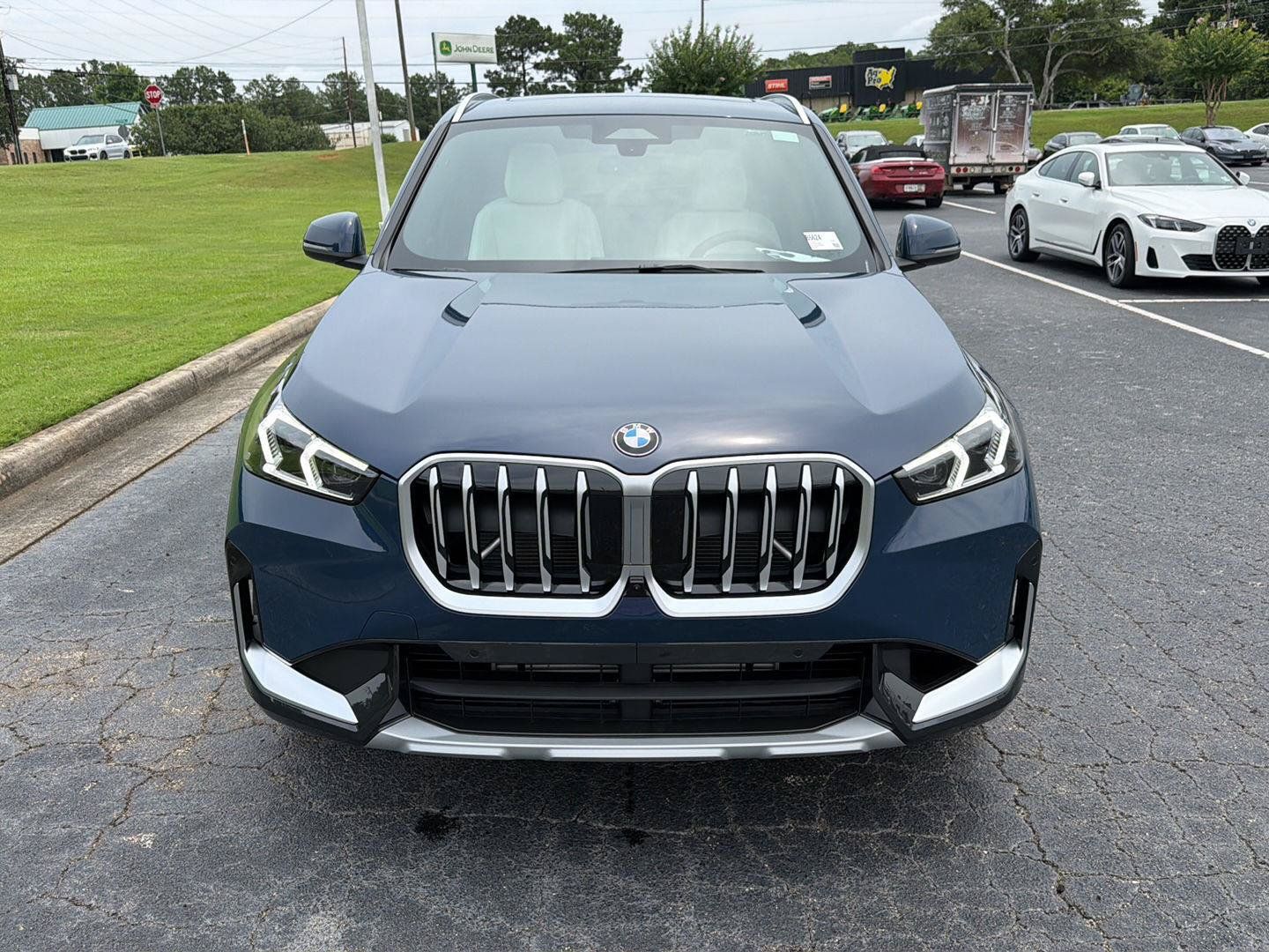 New 2026 BMW X1 xDrive28i w/ Technology Package AWD/4WD image 9
