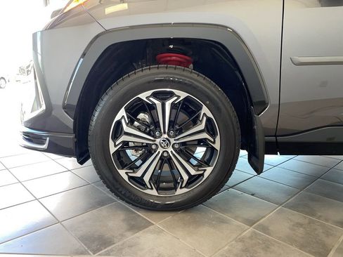 Used 2025 Toyota RAV4 XSE w/ Weather Package AWD/4WD image 18