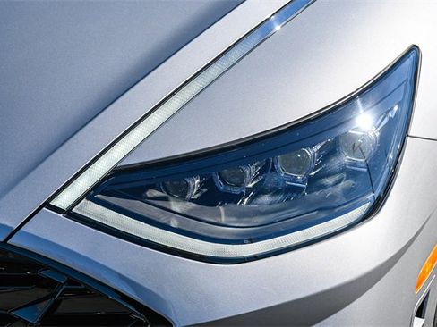 Certified 2023 Hyundai Sonata SEL w/ Cargo Package image 12