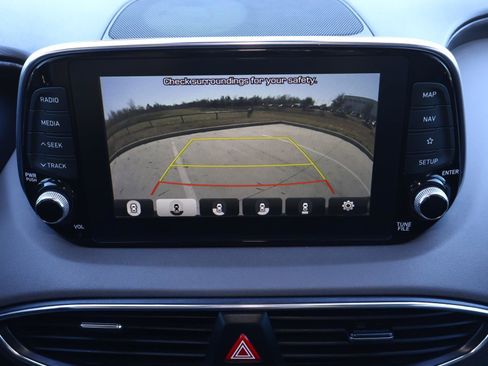 Used 2020 Hyundai Santa Fe Limited image 31