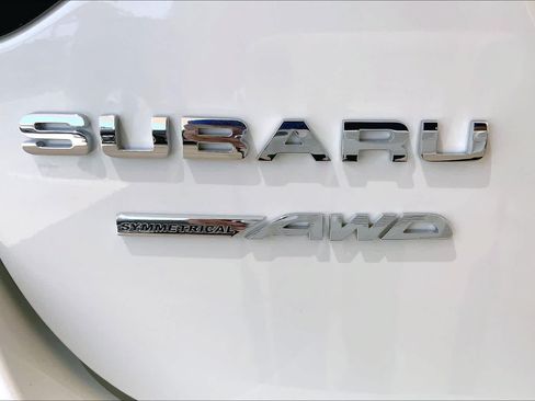 Used 2025 Subaru Legacy Premium AWD/4WD image 10