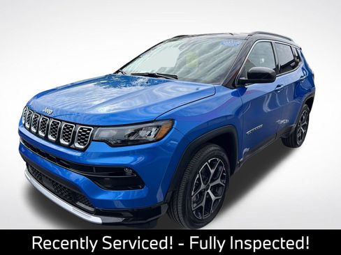 Used 2025 Jeep Compass Limited AWD/4WD image 6