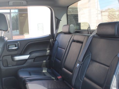 Used 2017 Chevrolet Silverado 2500 LT w/ LT Fleet Convenience Package image 28