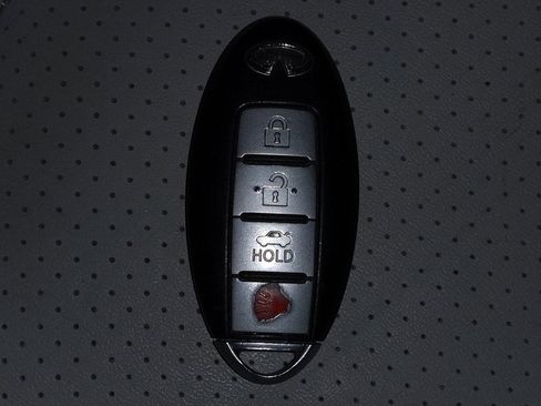 Used 2014 INFINITI Q60 Journey w/ Premium Package image 32